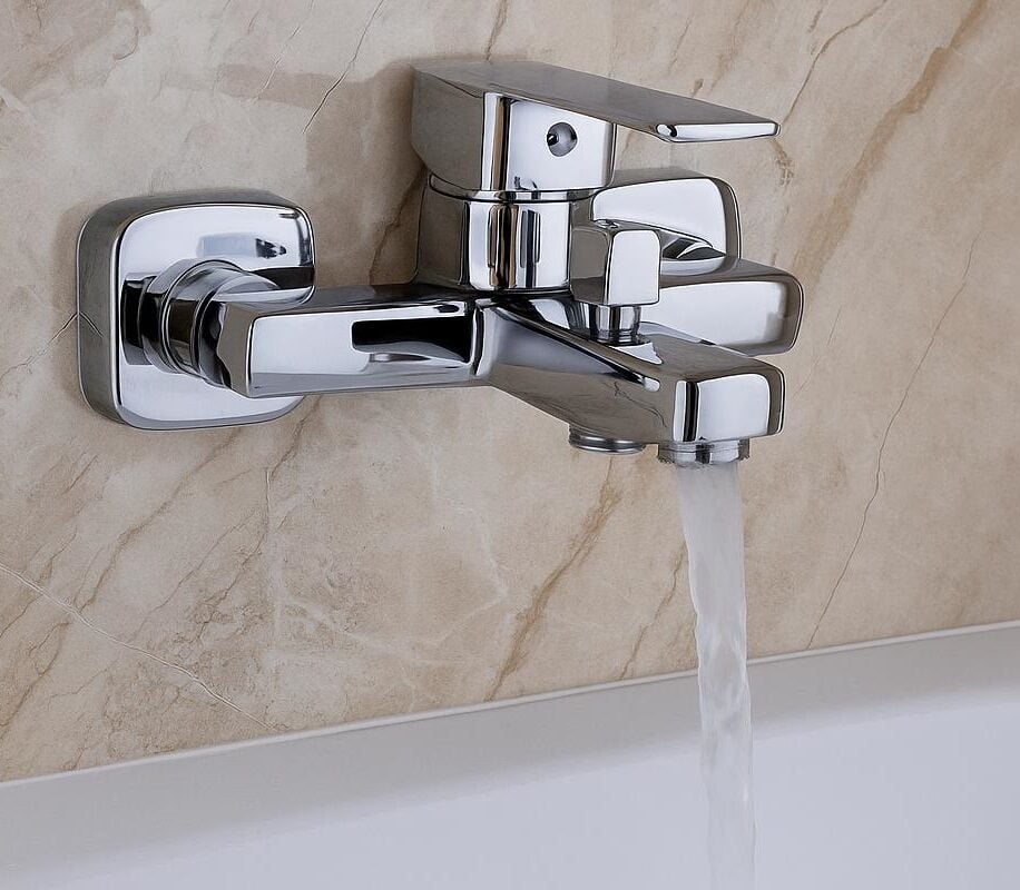 KARE KROM BANYO BATARYASI AĞIR PRİNÇ GÖVDE YÜKSEK KALİTE MUSLUK GÖŞELİ ŞIK MODERN TASARIM